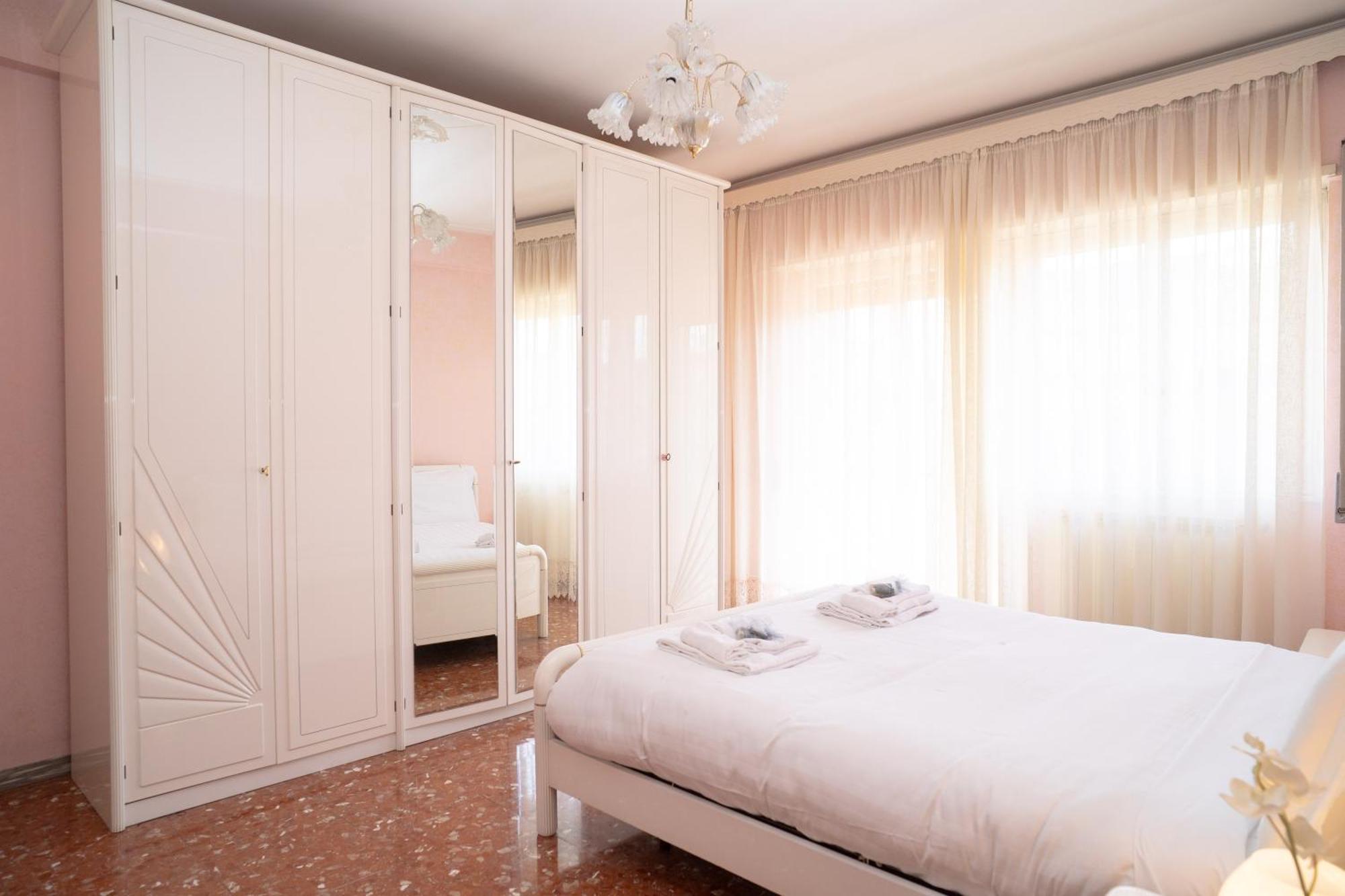 Apartamento Charme Vintage And Comfort Two Steps From Metro A Roma